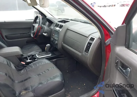 2008 Mazda Tribute I Sport z USA, uszkodzony, nr VIN 4F2CZ02Z78KM22538